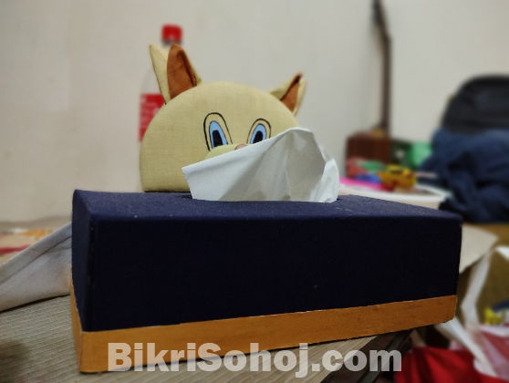 Tissue box